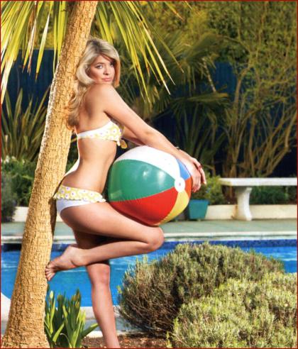 Holly Willoughby photo 252598