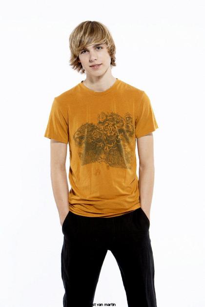 Cody Linley photo 253006