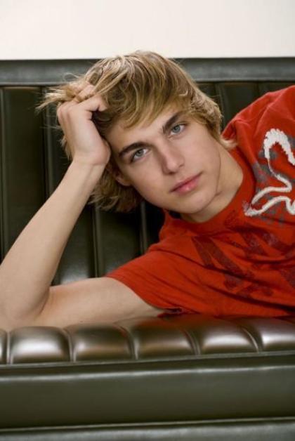 Cody Linley photo 253023