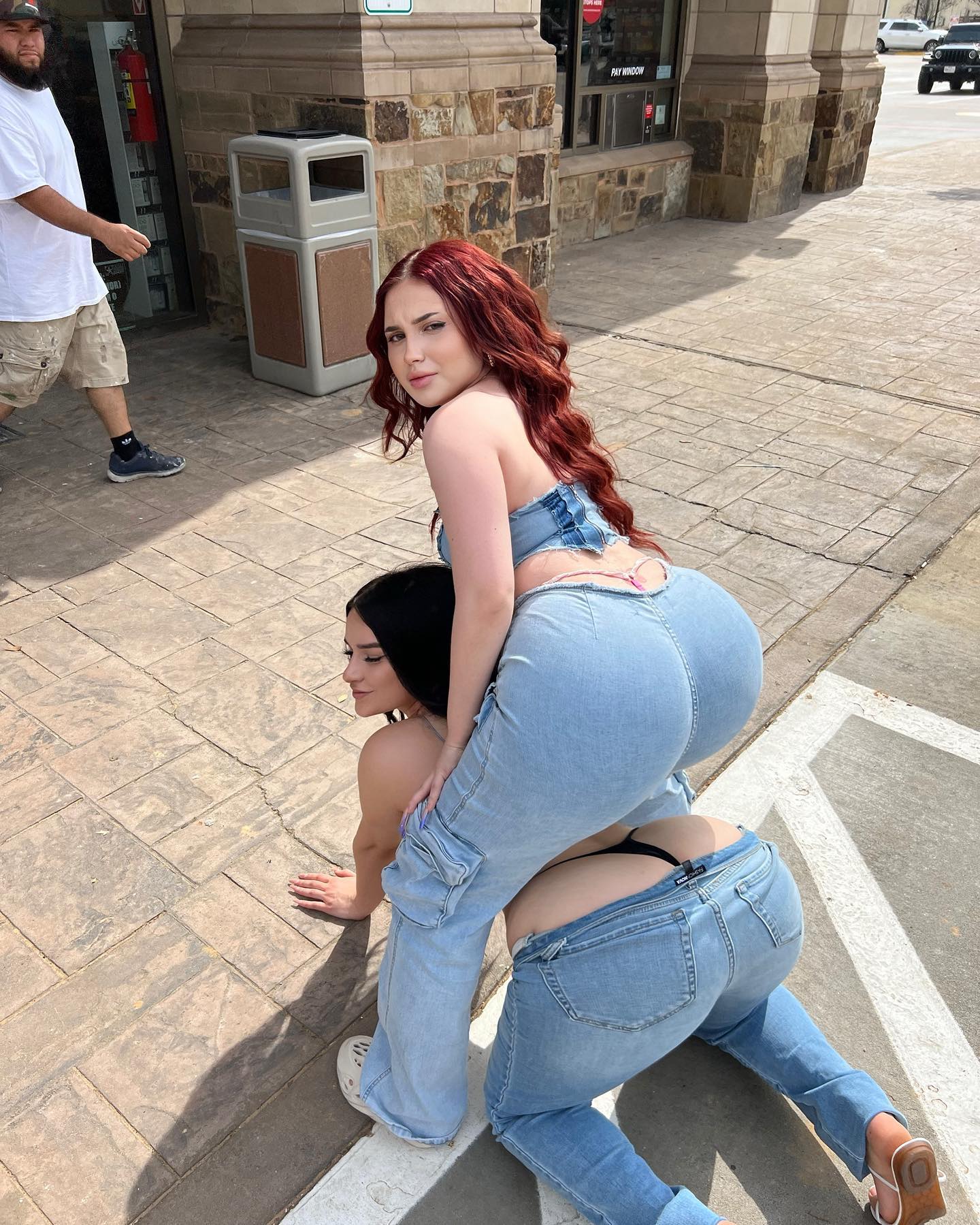 Tayler Hills #255754