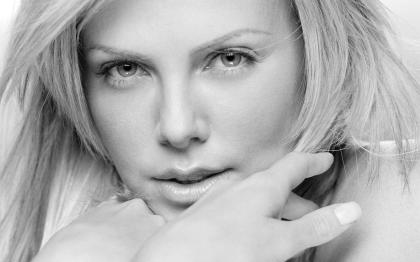 Charlize Theron photo 238720