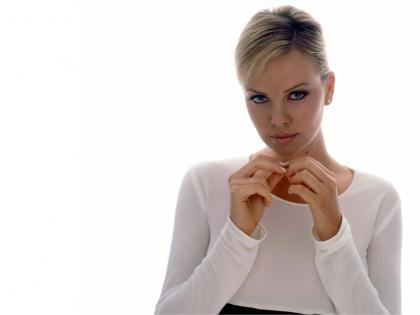 Charlize Theron photo 54481