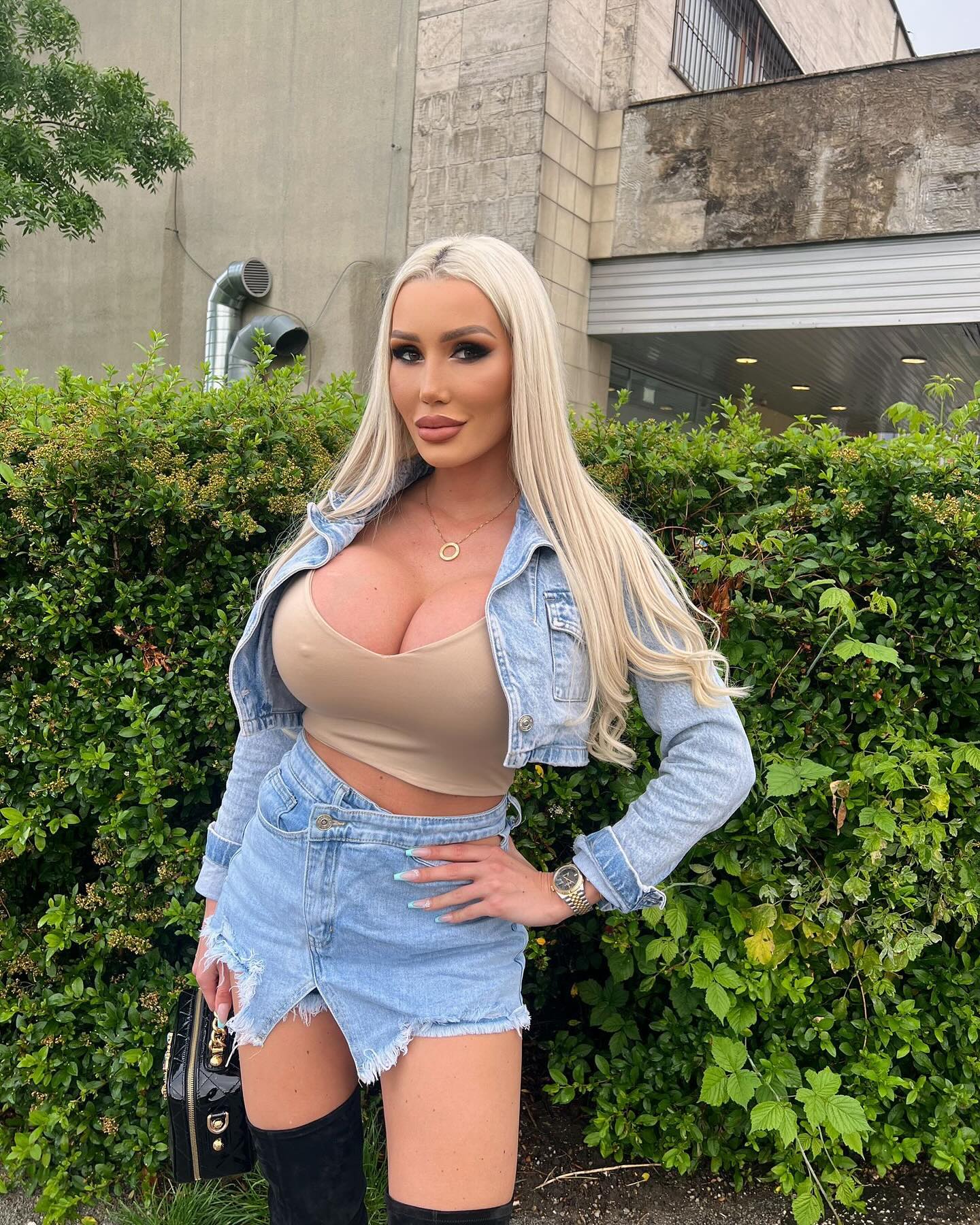 Patty Michova #257077