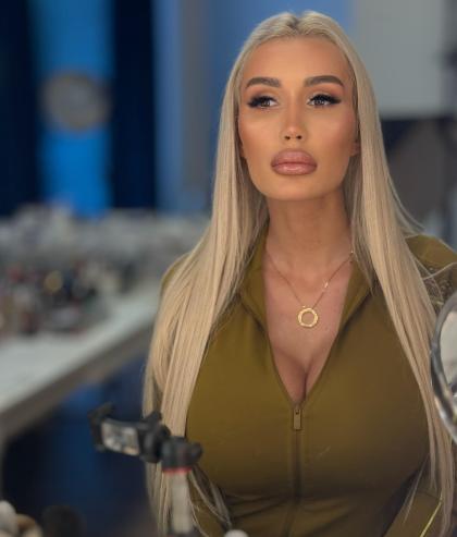 Patty Michova photo 257042