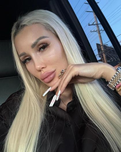 Patty Michova photo 257074