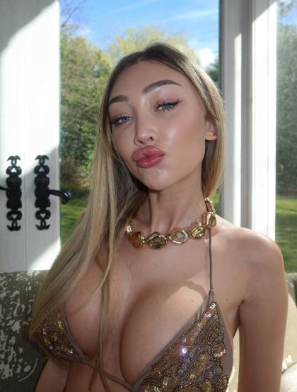 Frances Bentley photo 257587