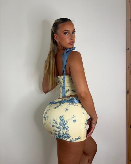 Evie Garbet photo 19149