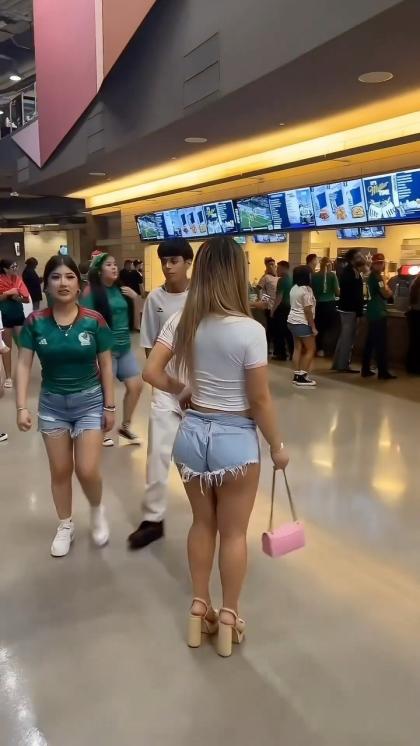 Meowbarbie photo 19734