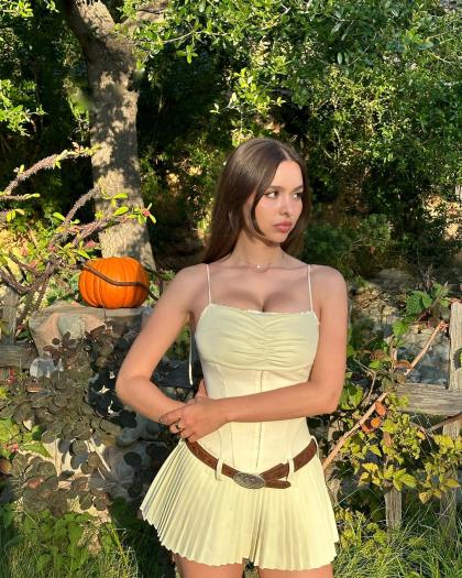 Sophie Mudd photo 20710