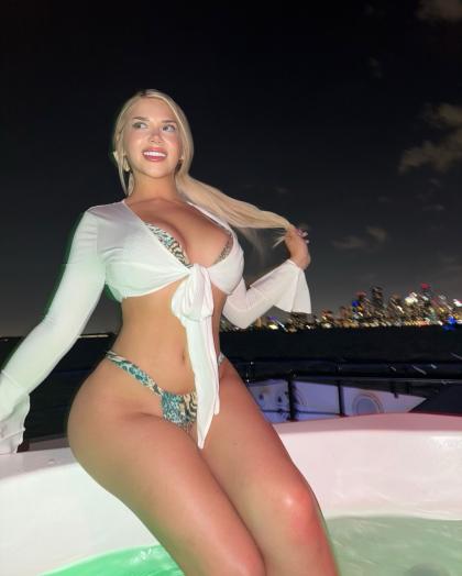 Summer Brookes photo 258615