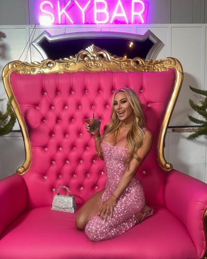 Kindly Myers photo 55905