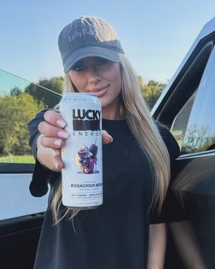 Kindly Myers photo 55911