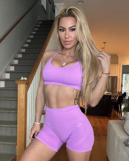 Kindly Myers photo 55968