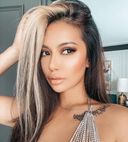 Ashley Vee photo 269025