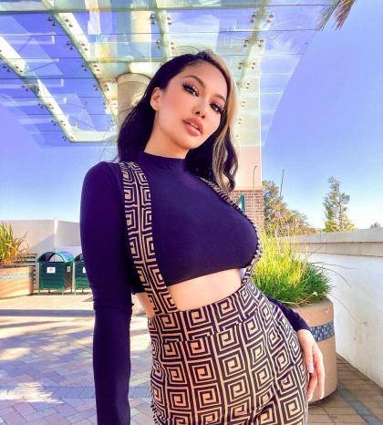 Ashley Vee photo 269026