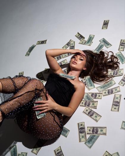 Oksana Saldyrkina photo 22611