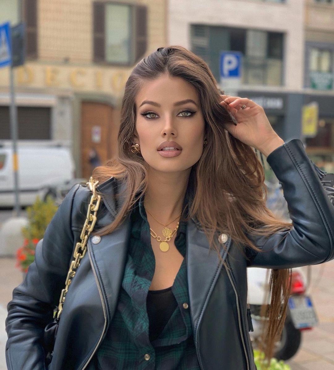 Arina Bernardini #271532