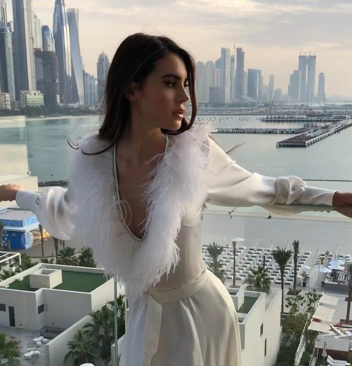 Silvia Caruso #272303