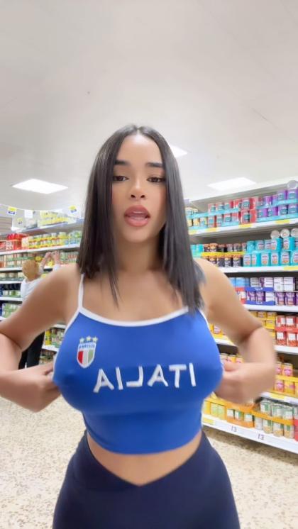 Leila Santese photo 2405