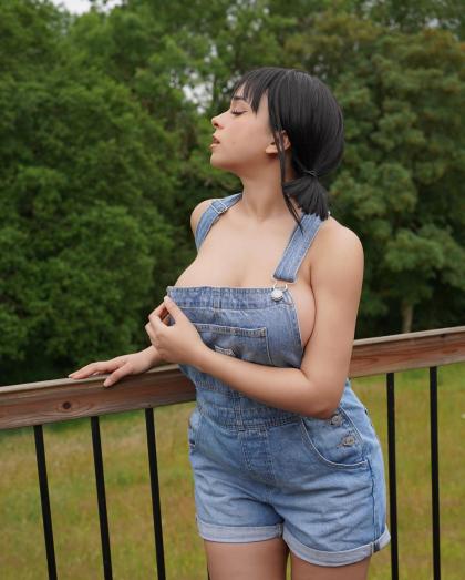 Leila Santese photo 2423