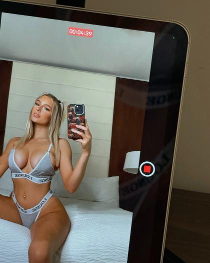 Cas Summer photo 273018