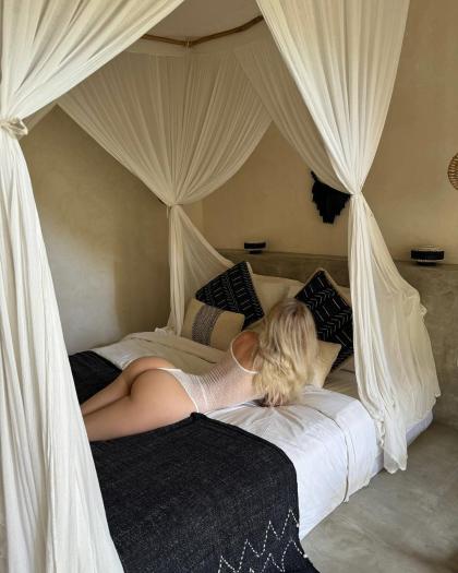 Maryana Moss photo 56316