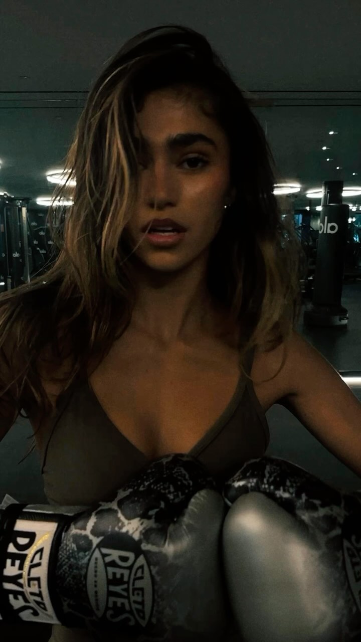 Rayna Vallandingham #59514