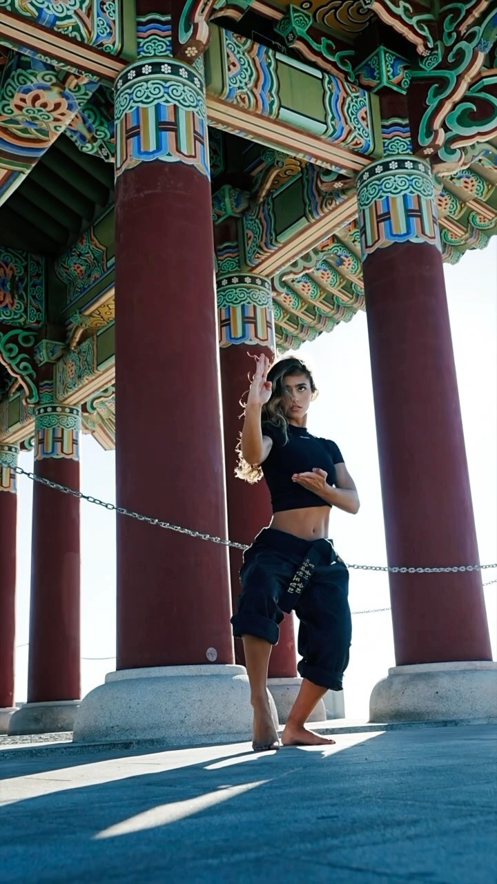 Rayna Vallandingham #59577