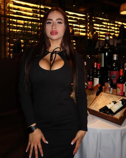 Elizabeth Todorova photo 23815