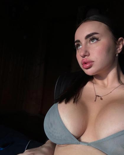 Elizabeth Todorova photo 23861