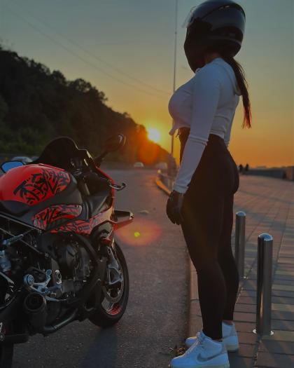 Elizabeth Todorova photo 23891