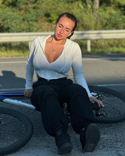 Elizabeth Todorova photo 23895