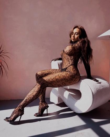 Elizabeth Todorova photo 23939