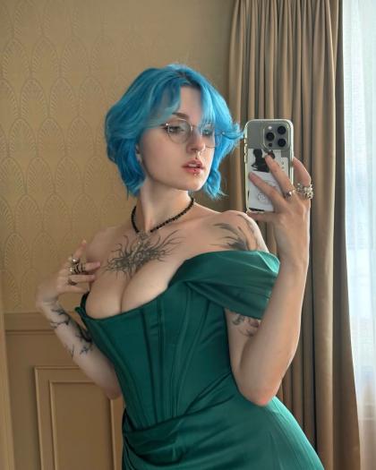 Lyra Crow