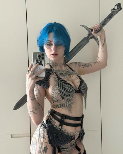 Lyra Crow