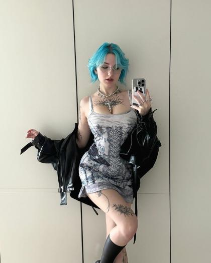 Lyra Crow