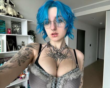 Lyra Crow