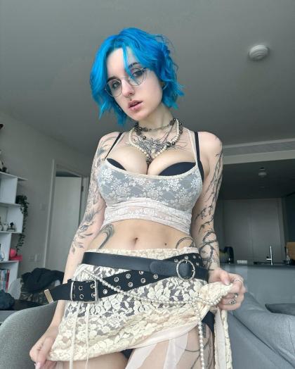 Lyra Crow