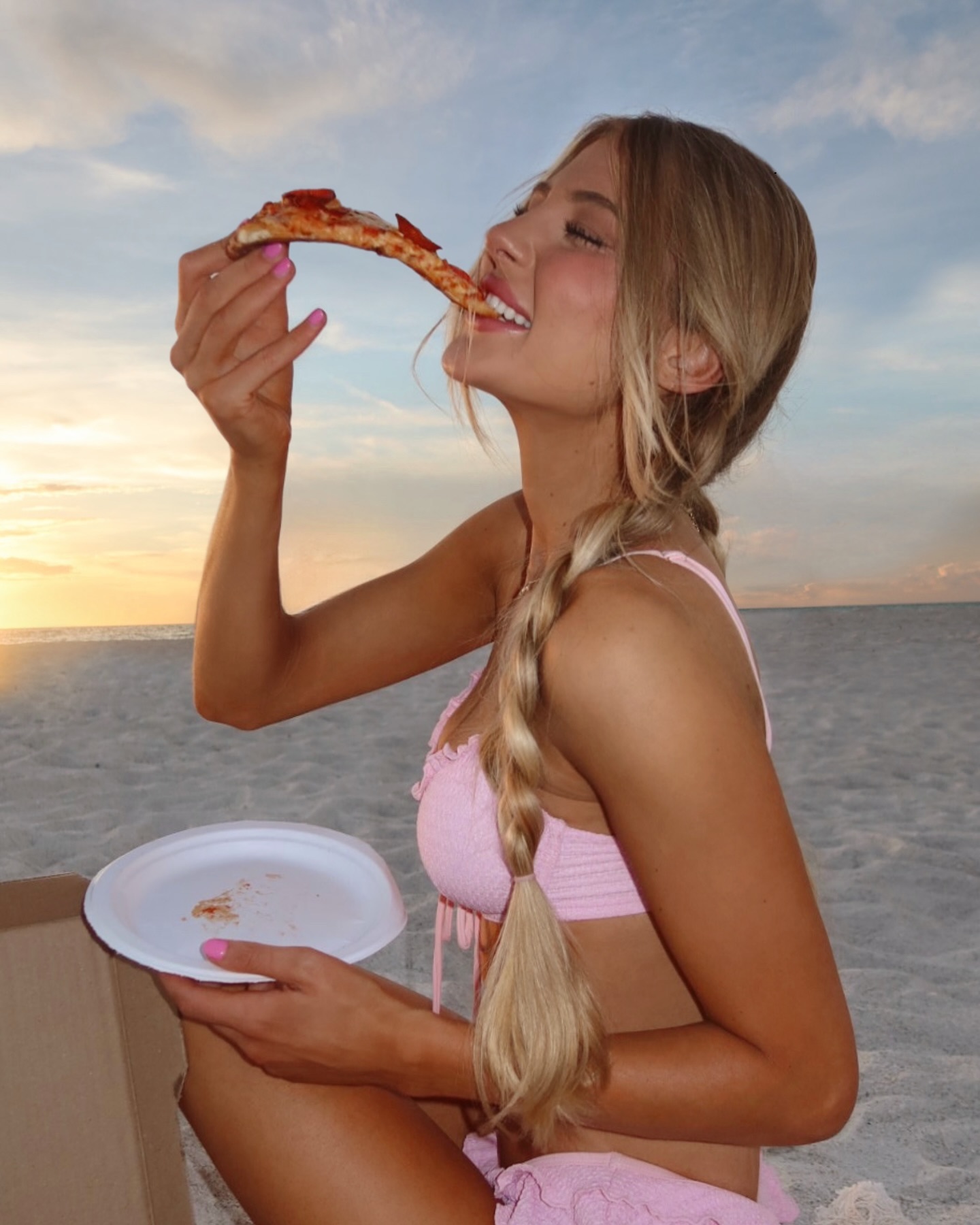 Victoria Rozmajzl #24489