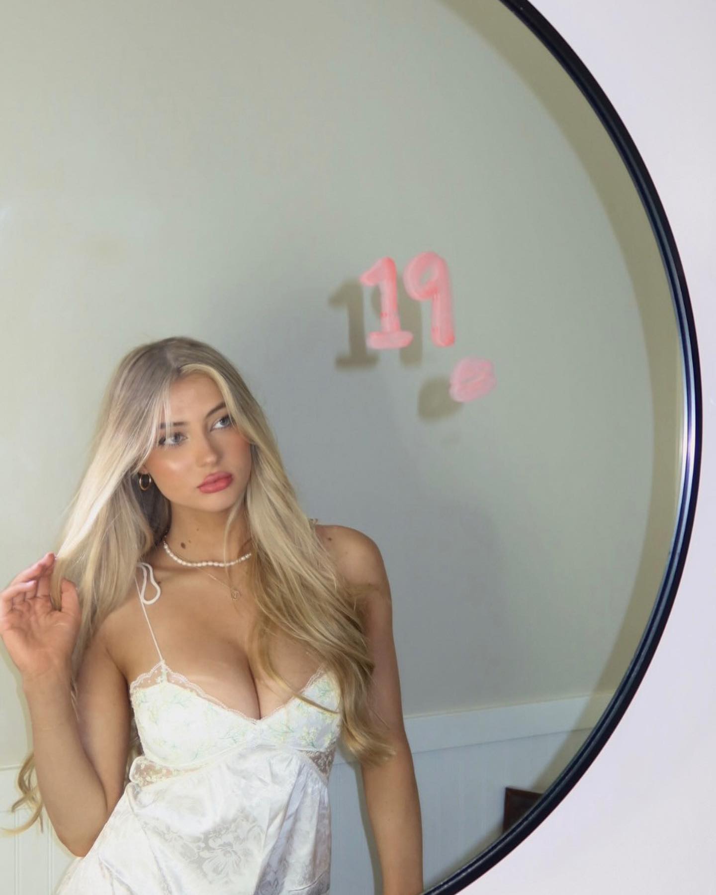 Victoria Rozmajzl #24531