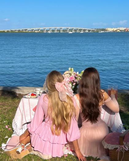 Victoria Rozmajzl photo 24545