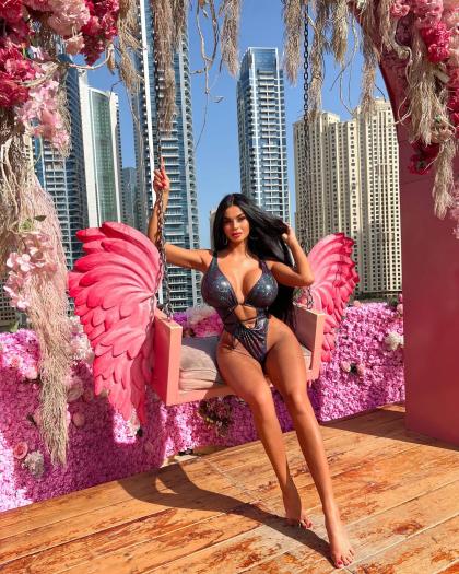 Adriane Kailyn photo 340