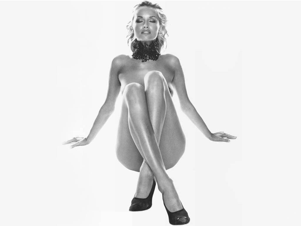 Adriana Karembeu #60188