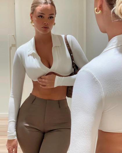 Uresa Zogu photo 25490