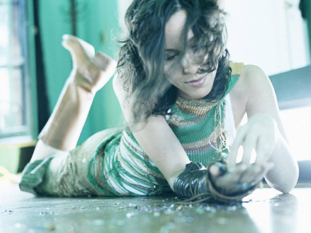 Alanis Morissette #60276