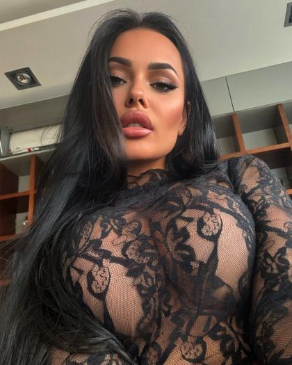 Evil Woman photo 2756