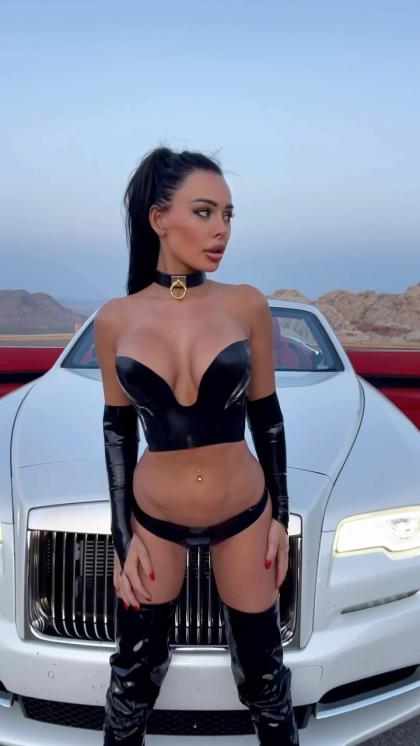 Evil Woman photo 2771