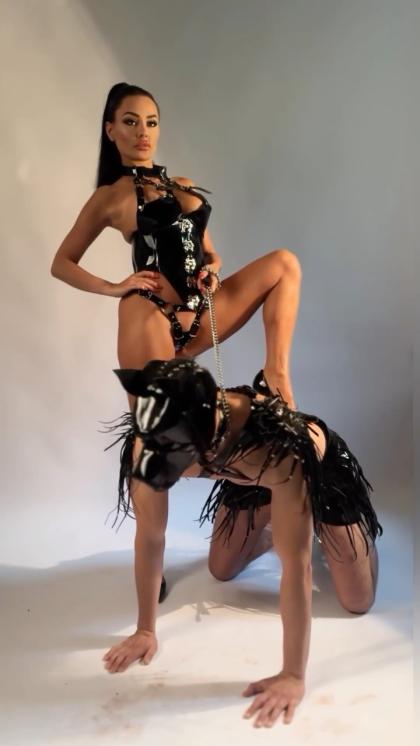 Evil Woman photo 2779