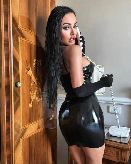 Evil Woman photo 2781