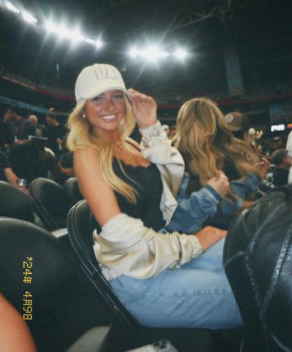 Sydney Thomas photo 58097